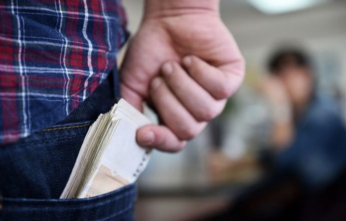 Iluzija bogatstva: Zašto trošimo više novca nego što imamo