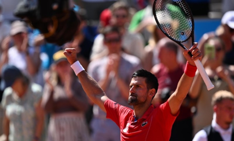 Dijeli ga korak do najvećeg sna: Maestralni Novak vodi u setovima