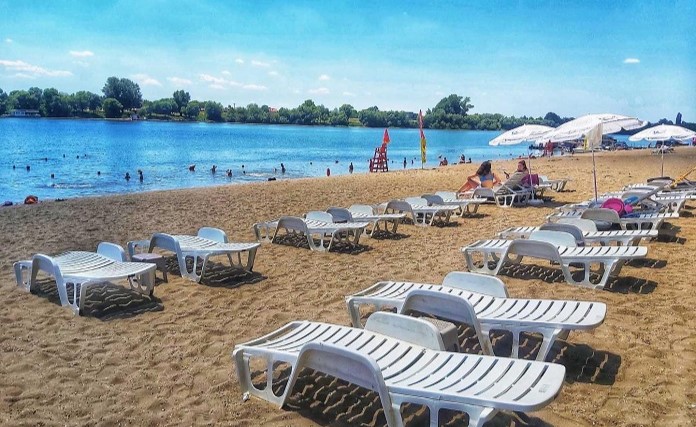 Prava mala drama: Ruskinja spasena u posljednji čas na poznatoj srpskoj plaži