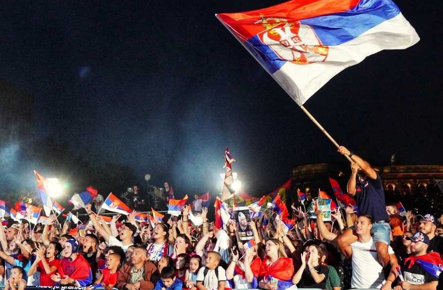 Orilo se “Veseli se srpski rode”, pjevao i Novak Đoković: Ovako nikad nije “grmilo”! VIDEO