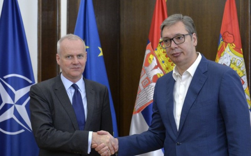 Vučić sa Rugeom: Srbija ostaje privržena vojnoj neutralnosti