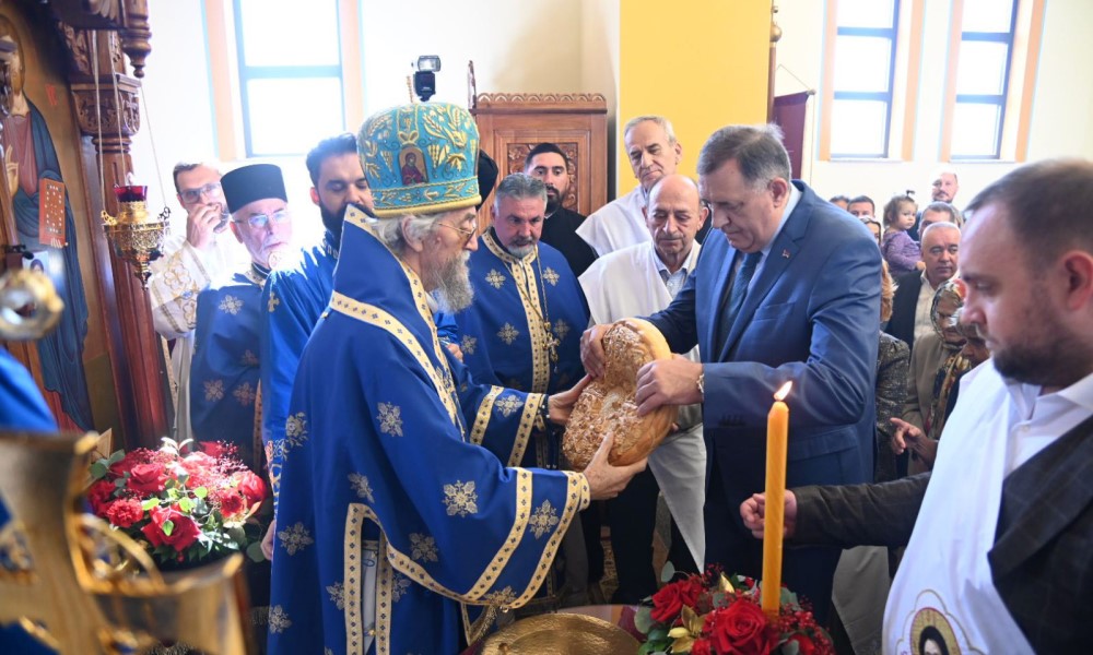 Prisustvovao veliki broj vjernika: Osveštan hram u banjalučkom naselju Derviši