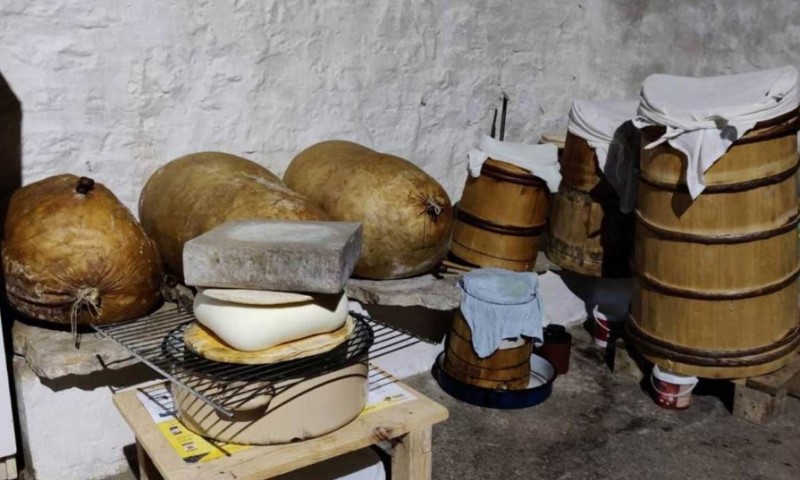 Zaštićen proizvod oznakom porijekla: Gatački kajmak iz mješine priprema dvadesetak domaćica