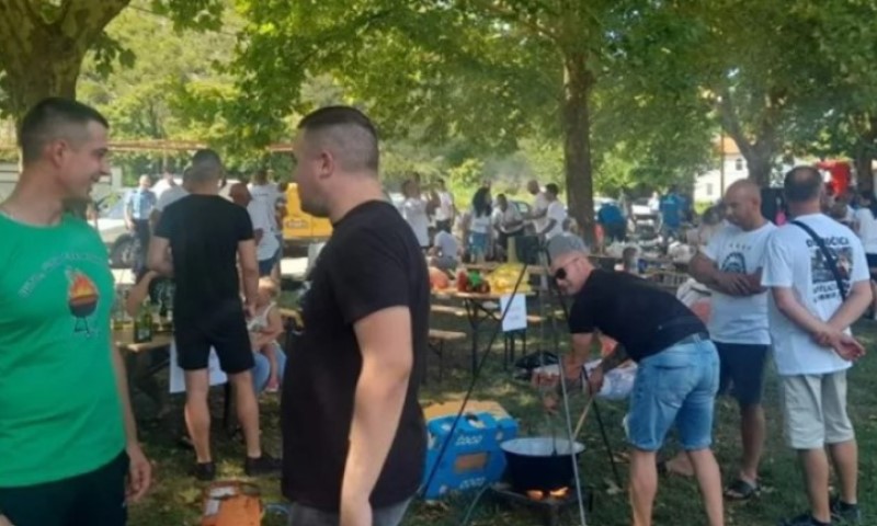 Tradicija se nastavila: Ljubinje okupilo 40 kulinarskih ekipa na kotlićijadi