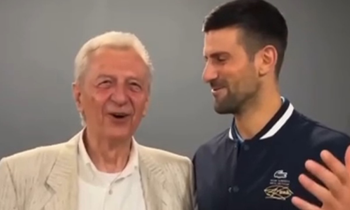 Odlična atmosfera: Nole zapjevao sa Miroslavom Ilićem VIDEO