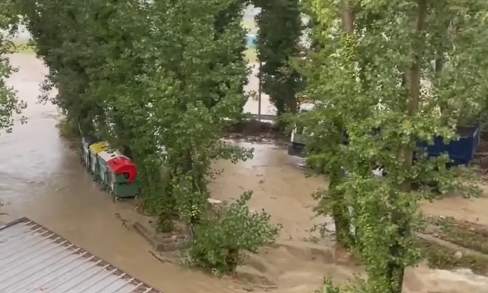 Putevi blokirani i poplavljeni: Nevrijeme napravilo haos u Sloveniji VIDEO