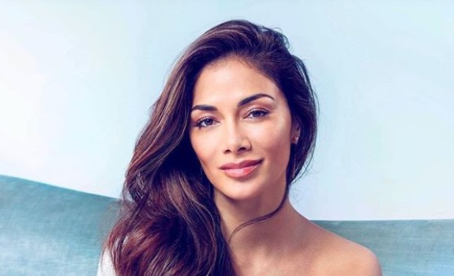 Nikol Šerzinger o seksi “oružju”: Mislim, ne želite da znate koliko je čvrst bio… VIDEO