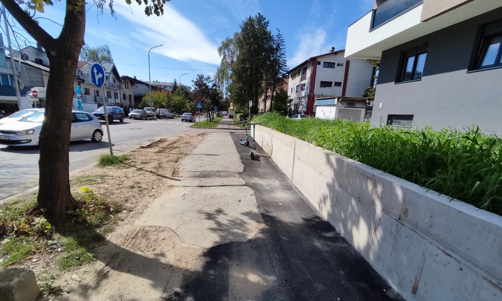 Napomena investitoru u banjalučkoj Novoj varoši! Mještani: Nemojte nam ostaviti ovakav trotoar   FOTO