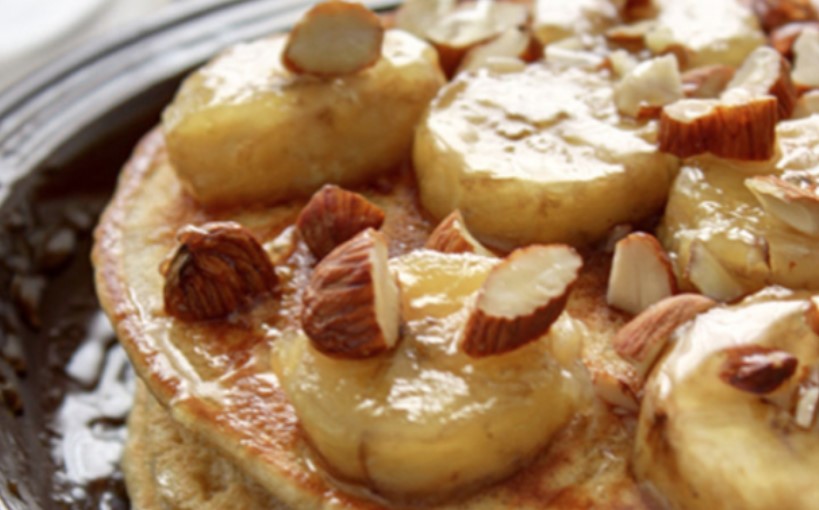 Zasladite dan: Američke palačinke sa prelivom od banane