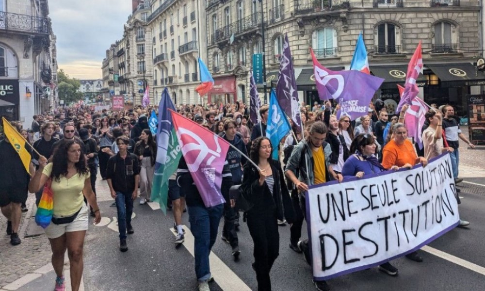 Protesti u Francuskoj: Velika masa ljudi protiv Makronovog imenovanja Barnijea za premijera