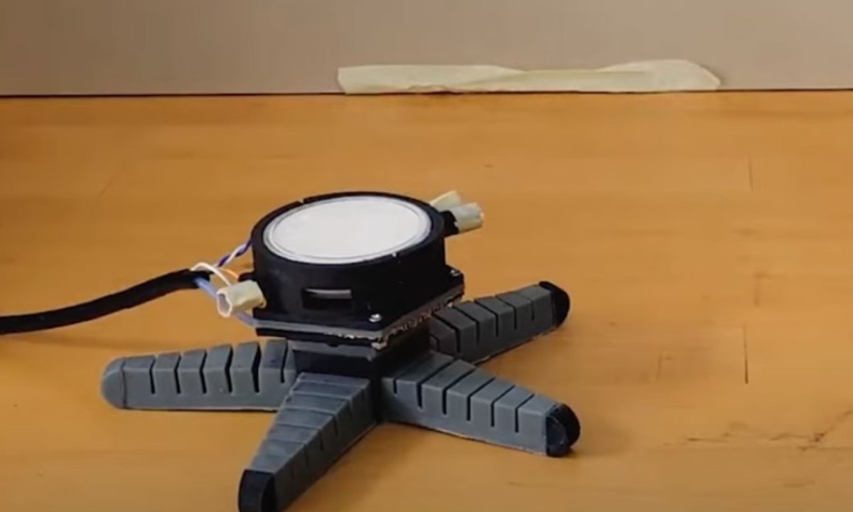 Tehnološka revolucija: Naučnici izumili robota kojim upravljaju gljive