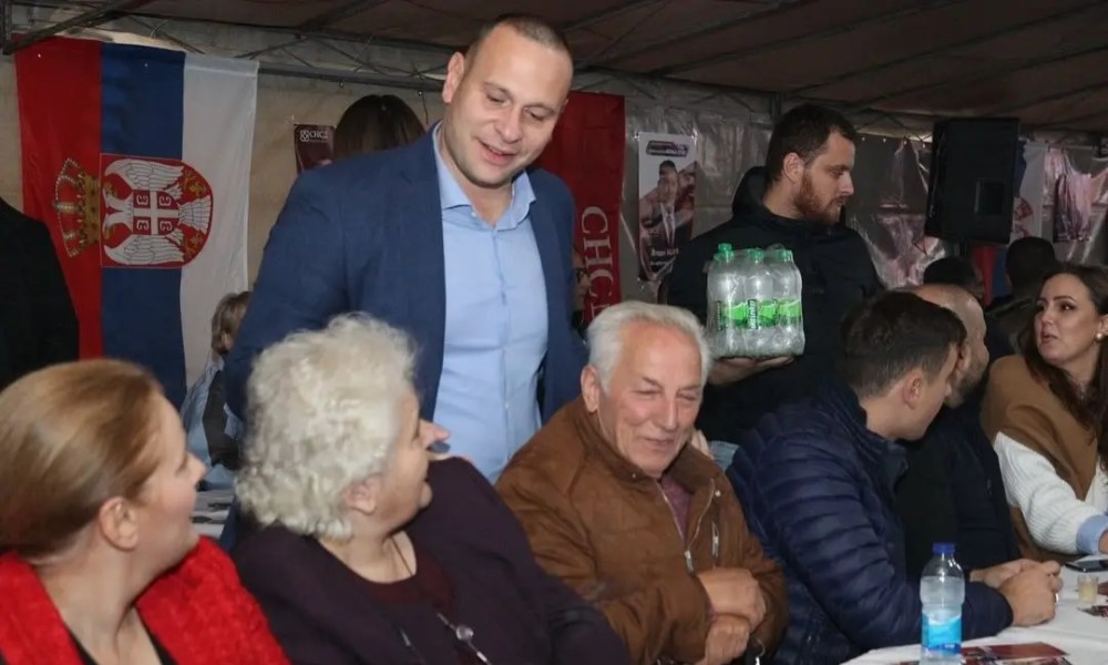 Šobot poručio onima što ga zovu “doco”: Nisu došli dalje od toga da ih zovu brucošima