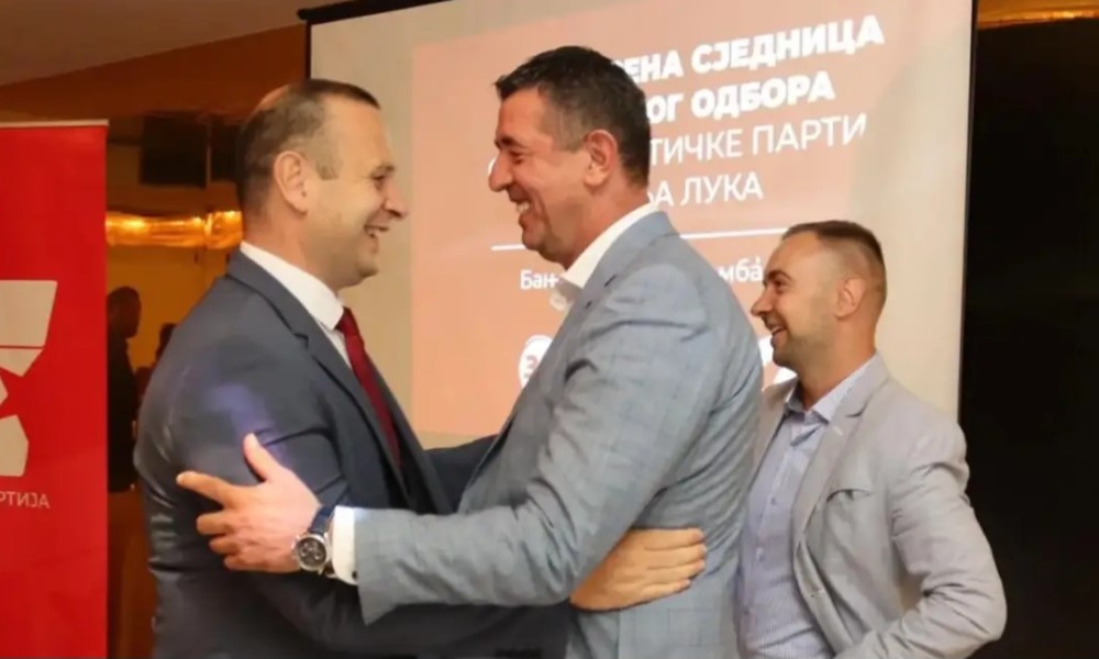 Očekuju tri odbornika: Banjalučki SP podržao Šobota za gradonačelnika FOTO