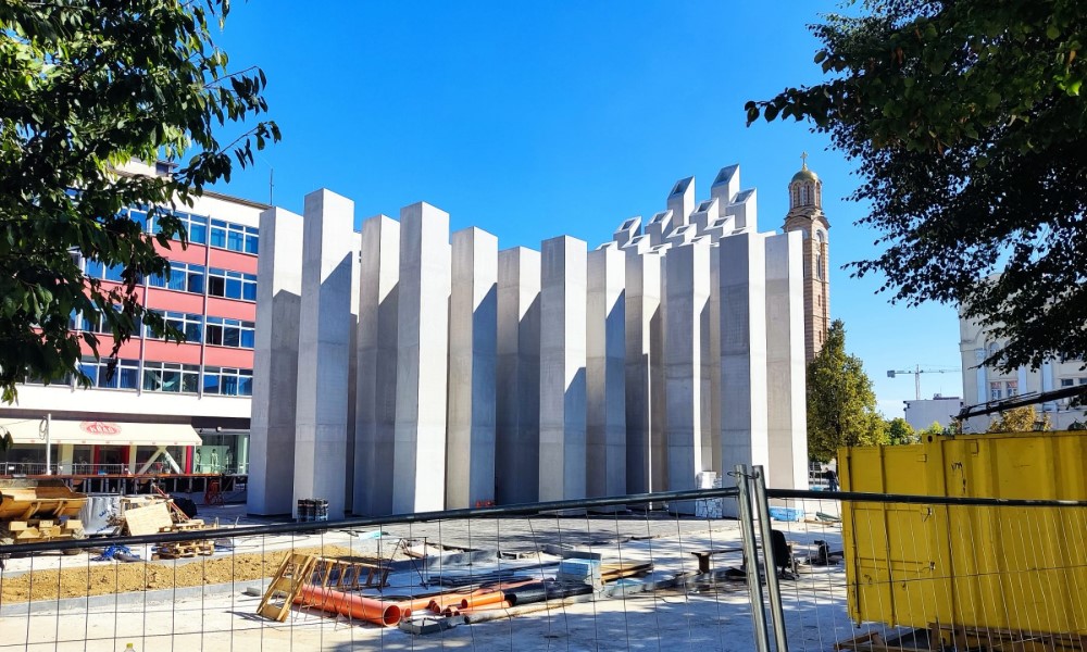 Egić o centralnom spomeniku u Banjaluci: Svi znamo kako je Stanivuković “počeo” sa izgradnjom