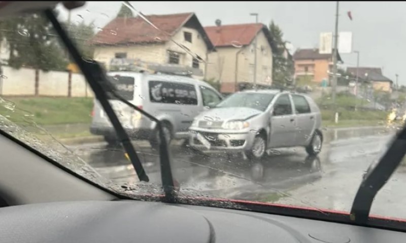 Saobraćaj se otežano odvija: Udes na Zapadnom tranzitu u Banjaluci