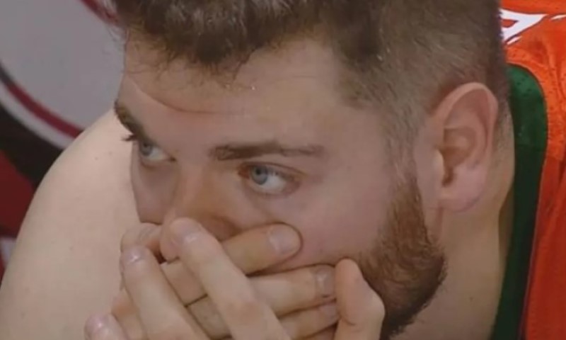 Odlično! Unuk košarkaške legende doživio jeziv pad na meču, bio u nesvijesti, a sada su stigle lijepe vijesti