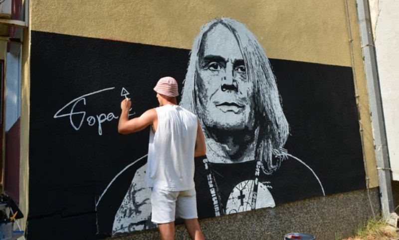 Samo četiri dana od smrti: Rok legenda Bora Đorđević dobio mural sa svojim likom