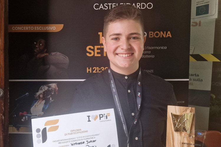 Đorđu Periću prvo mjesto i zvanje laureata na jednom od najprestižnijih svjetskih takmičenja za harmoniku