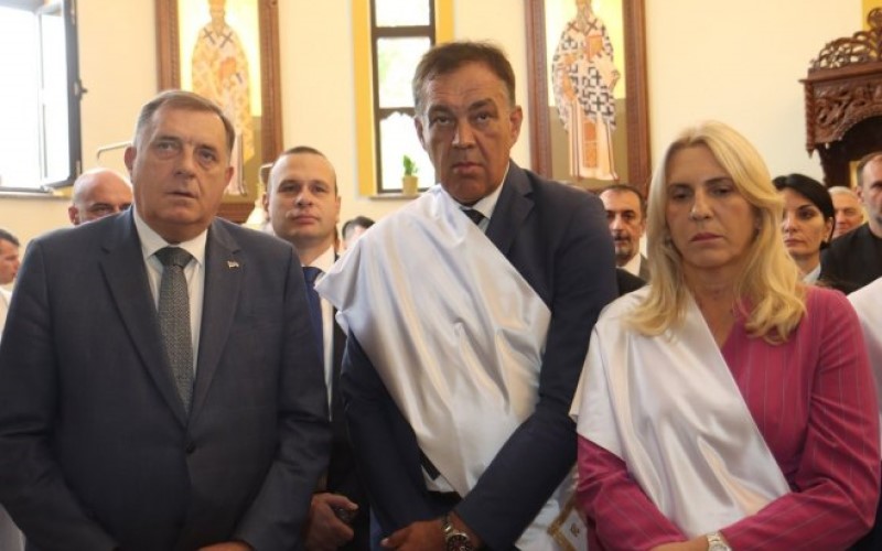 Osveštanje Hrama Svetog velikomučenika Georgija na Paprikovcu: Liturgiju služi mitropolit banjalučki Jefrem FOTO