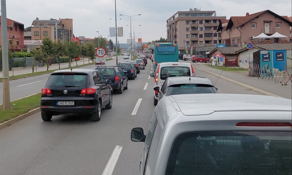 Prosječna starost 17 godina: U BiH u prošloj godini registrovano 1.355.856 vozila