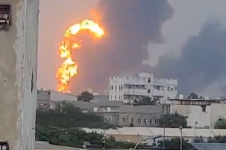 Izrael napao Jemen: Sana na meti vazdušnih udara VIDEO