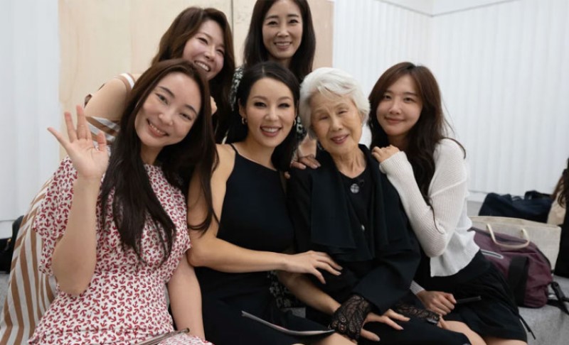 Ko bi rek'o čuda da se dese: Na takmičenju Mis univerzuma i baka od čak 80 godina