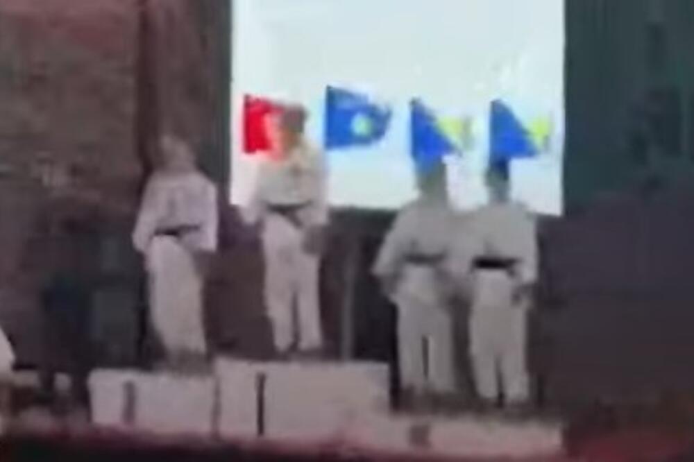 Himna samoproglašenog Kosova u dvorani “Srbija”: Stiglo i hitno saopštenje VIDEO