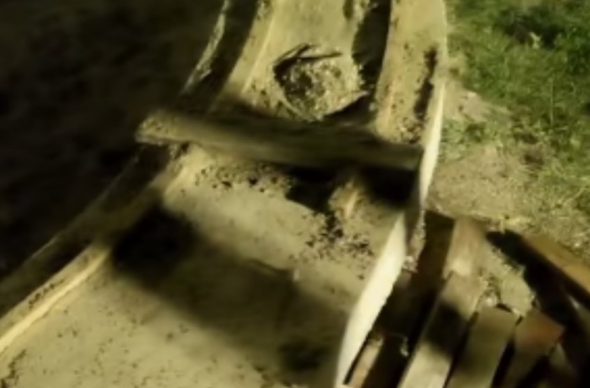 Kresojević pokazao šta su vandali uradili na igralištu u Banjaluci: “Da li je ovo koincidencija ili ima veze sa blizinom izbora”