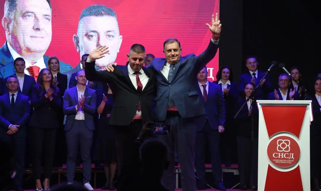 Dodik u Mrkonjić Gradu: Došao sam da zahvalim, jer ovdje pobjeđujemo FOTO