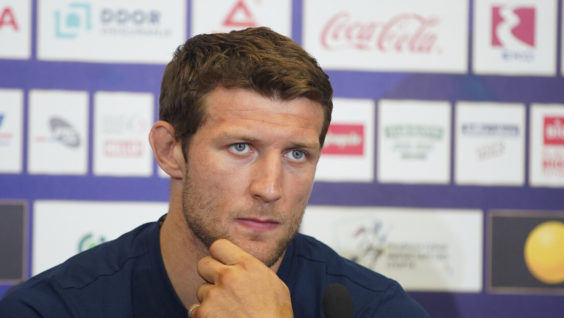 Majdov jasno poručio: Niko ne može da mi zabrani da se krstim