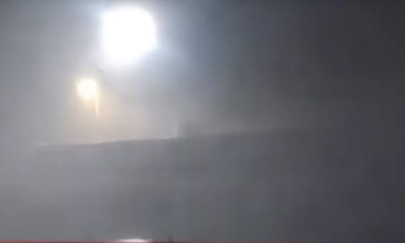 Apokaliptični prizori: Grmljavinska linija duga 100 kilometara, vjetar čupao stabla VIDEO