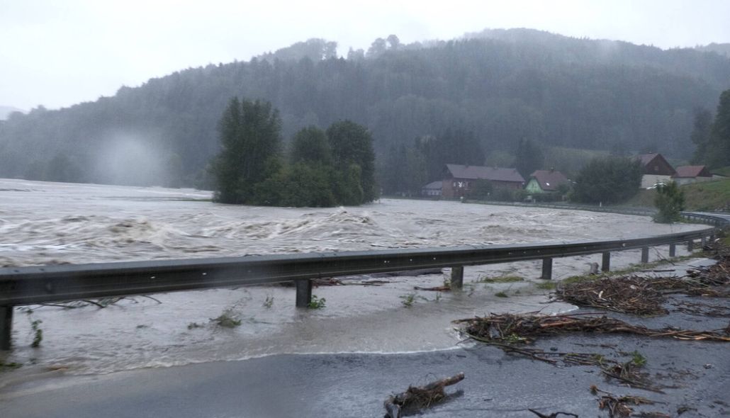 Nevrijeme u Srednjoj Evropi: U Rumuniji pet osoba stradalo, dio Austrije okovan snijegom