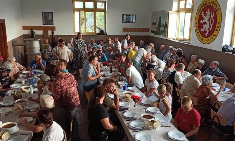 Običaje čuvaju već 130 godina: Potomci čeških doseljenika u Novoj Vesi kod Srpca proslavili jubilej