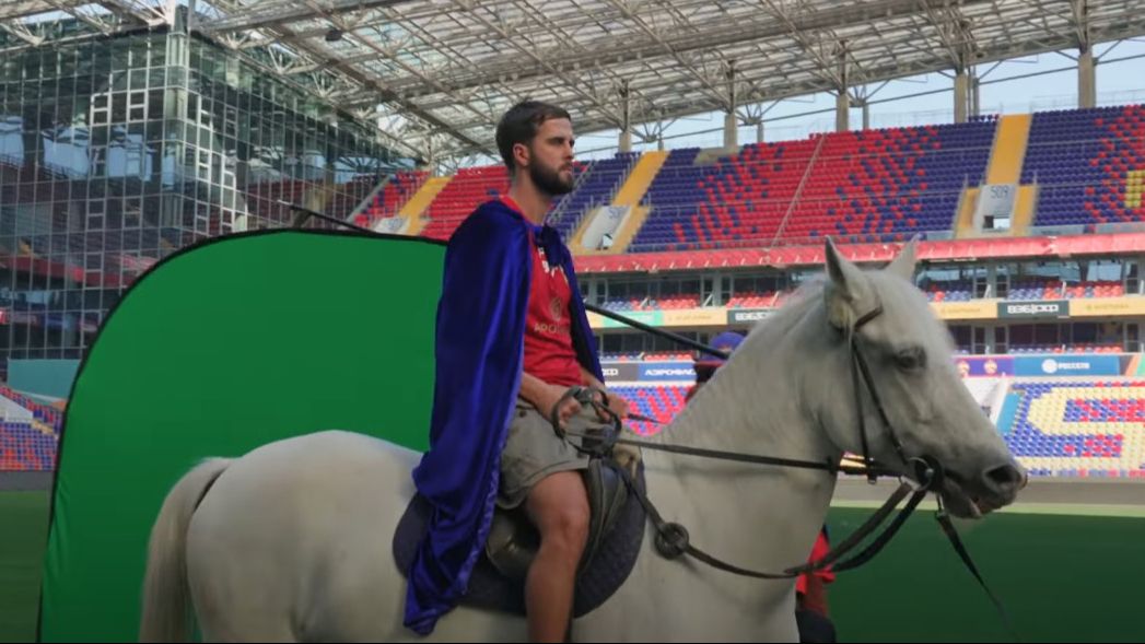 Zvanično! Miralem Pjanić u CSKA, predstavljen na konju