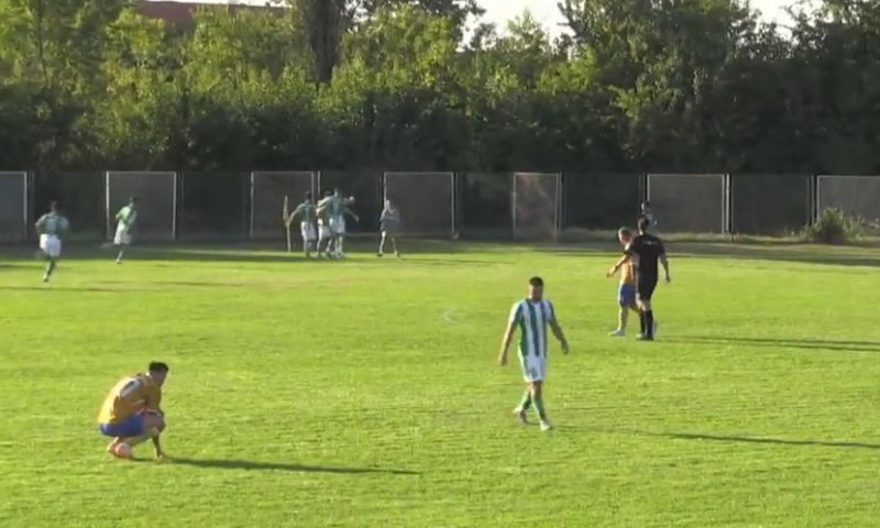 Hit scena u “seoskoj ligi”: Navijači oteli mikrofon od komentatora, komične scene VIDEO