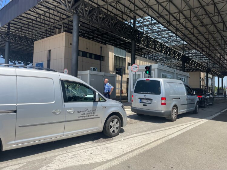 Prekinute blokade punktova, Prištini rok do 1. oktobra da se ispune zahtjevi