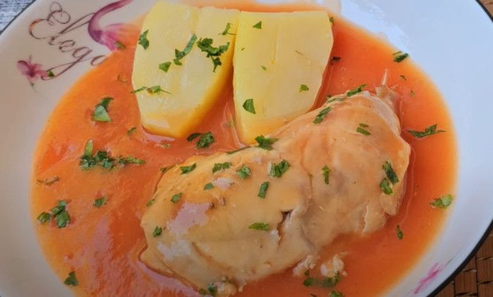 Prženi bataci u sosu:  Idealna ideja za današnji ručak