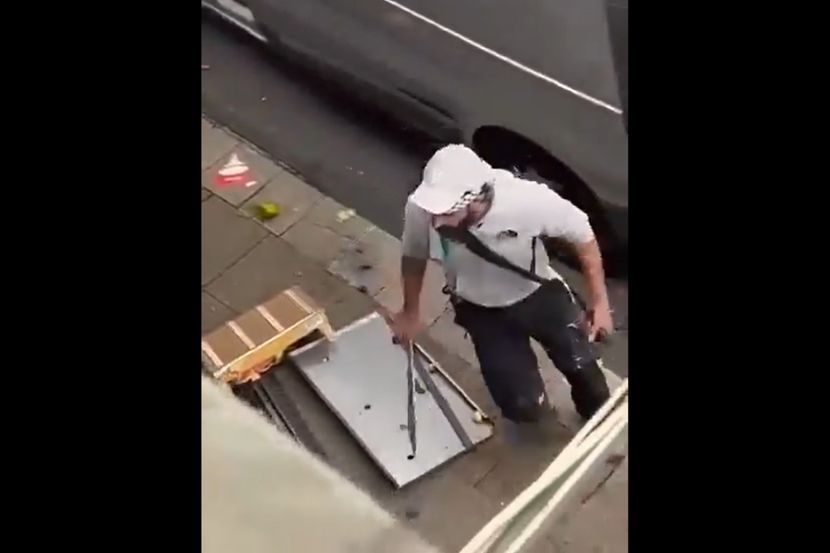 Haos u Njemačkoj: Zabijao se u markete kombijem, 30 povrijeđenih VIDEO
