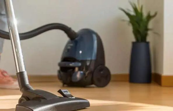 Indijski student napravio najmanji usisivač na svijetu FOTO