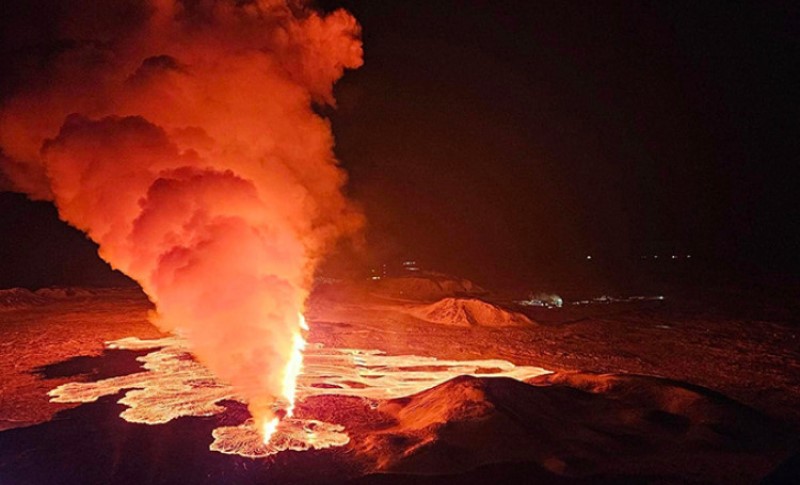 Stub pepela visok dva i po kilometra: Eruptirao vulkan Ebeko u Rusiji