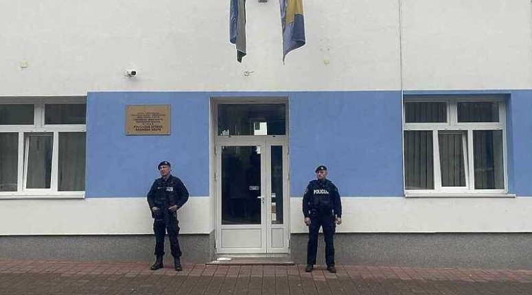 Na zahtjev Tužilaštva: Određen pritvor maloljetniku koji je ubio policajca u Bosanskoj Krupi