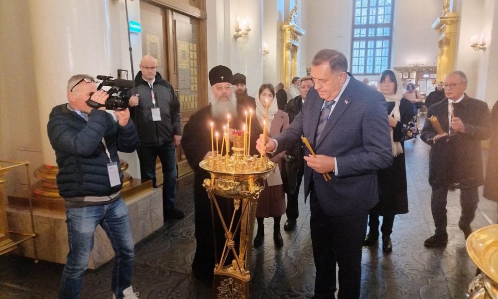 Dodik oduševljen: U Kazanju posjetio hram i izložbu tehnike FOTO