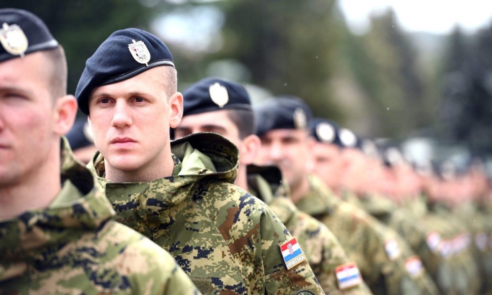 Ne može kosa do ramena u vojsci: Regruti u Hrvatskoj moraće biti ošišani i obrijani