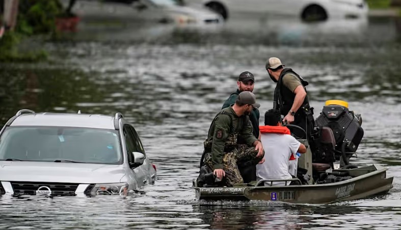 Uragan napravio haos: Najmanje 10 ljudi poginulo od posljedica “Miltona”
