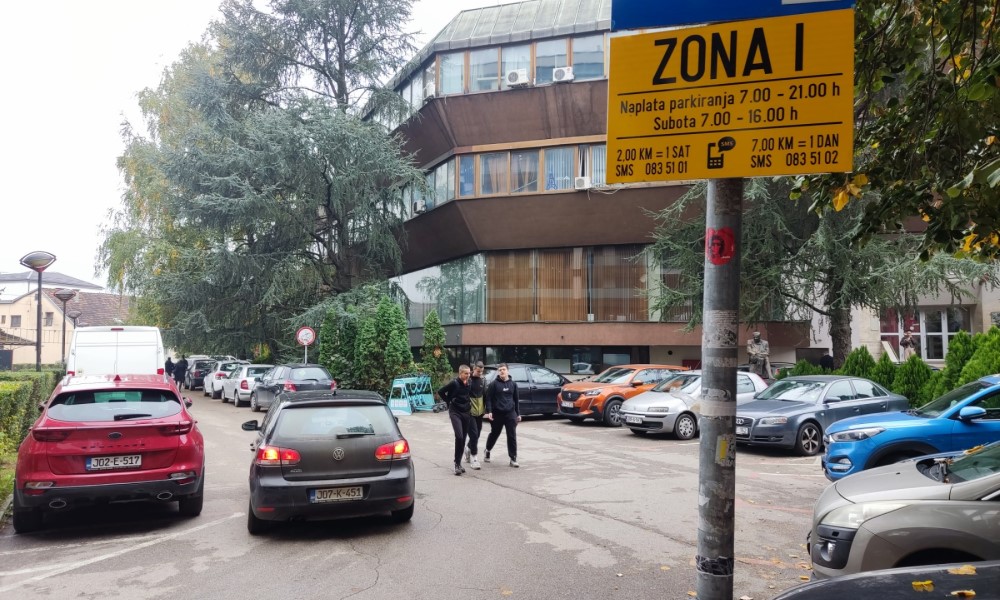 Pao Stranivukovićev prijedlog: Evo zbog čega je parking u Banjaluci i dalje besplatan