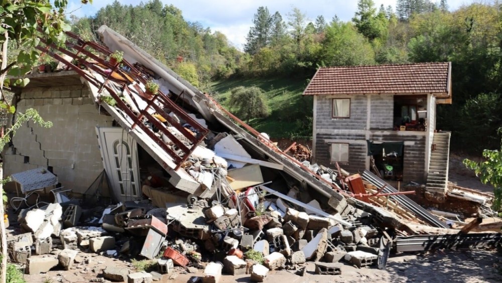 Mostarac pokazao veliko srce: Ponudio smještaj porodici sa djecom