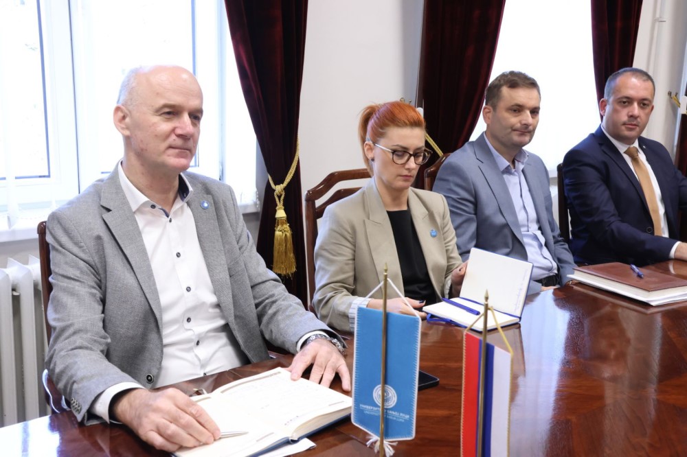 Gajanin i Govedarica nakon sastanka: Izgradnju kružnih raskrsnica kod Kampusa staviti u okvire zakona