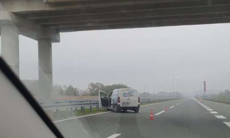 Vozači, oprez! Udes na autoputu Banjaluka – Doboj
