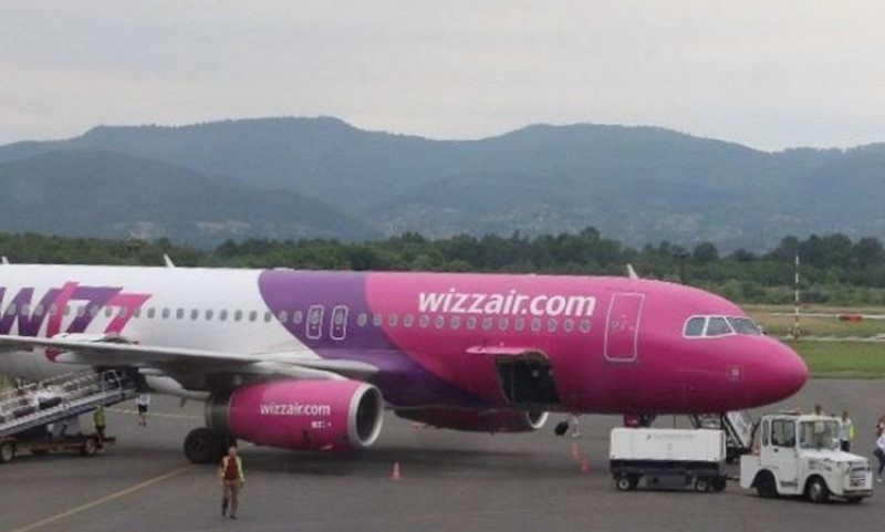 Pukla guma na avionu: Putnici u Mahovljanima satima čekaju let za Dortumnd