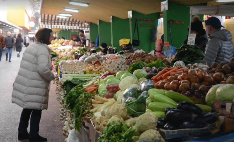 Mnogi građani mogu samo da ga sanjaju: Ovo je pet najskupljih vrsta voća u Srpskoj